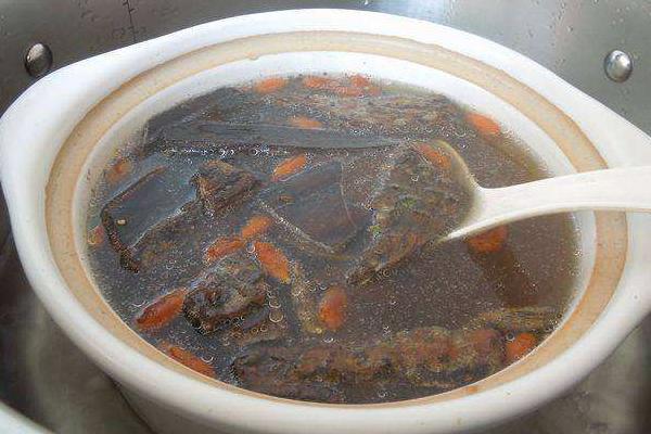 杜仲猪腰汤的功效与作用杜仲猪腰汤的做法