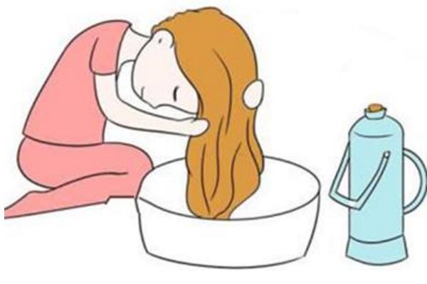 梦见洗头发是什么意思女人梦到自己给自己洗头有什么预兆