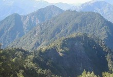 梦见大山是什么意思,女人梦到在大山里行走有什么预兆