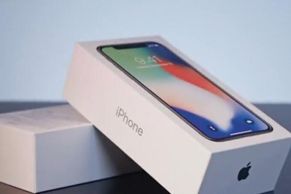 不说再见，iPhoneX又回来了，只因新机不给力！