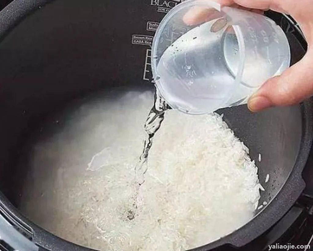 蒸米饭水和米的比例和时间是这样的