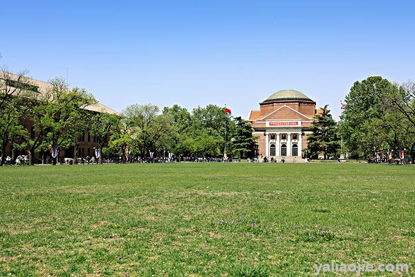 清华大学占地面积多少？