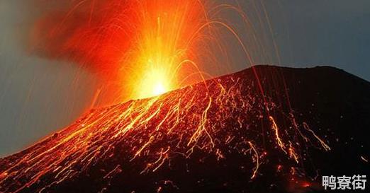 世界上拥有活火山最多的国家是哪国？