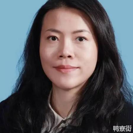 中国第一女首富是谁中国女首富第一是谁最年轻的女首富