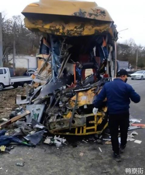 韩国女星金香奇剧组遭遇车祸